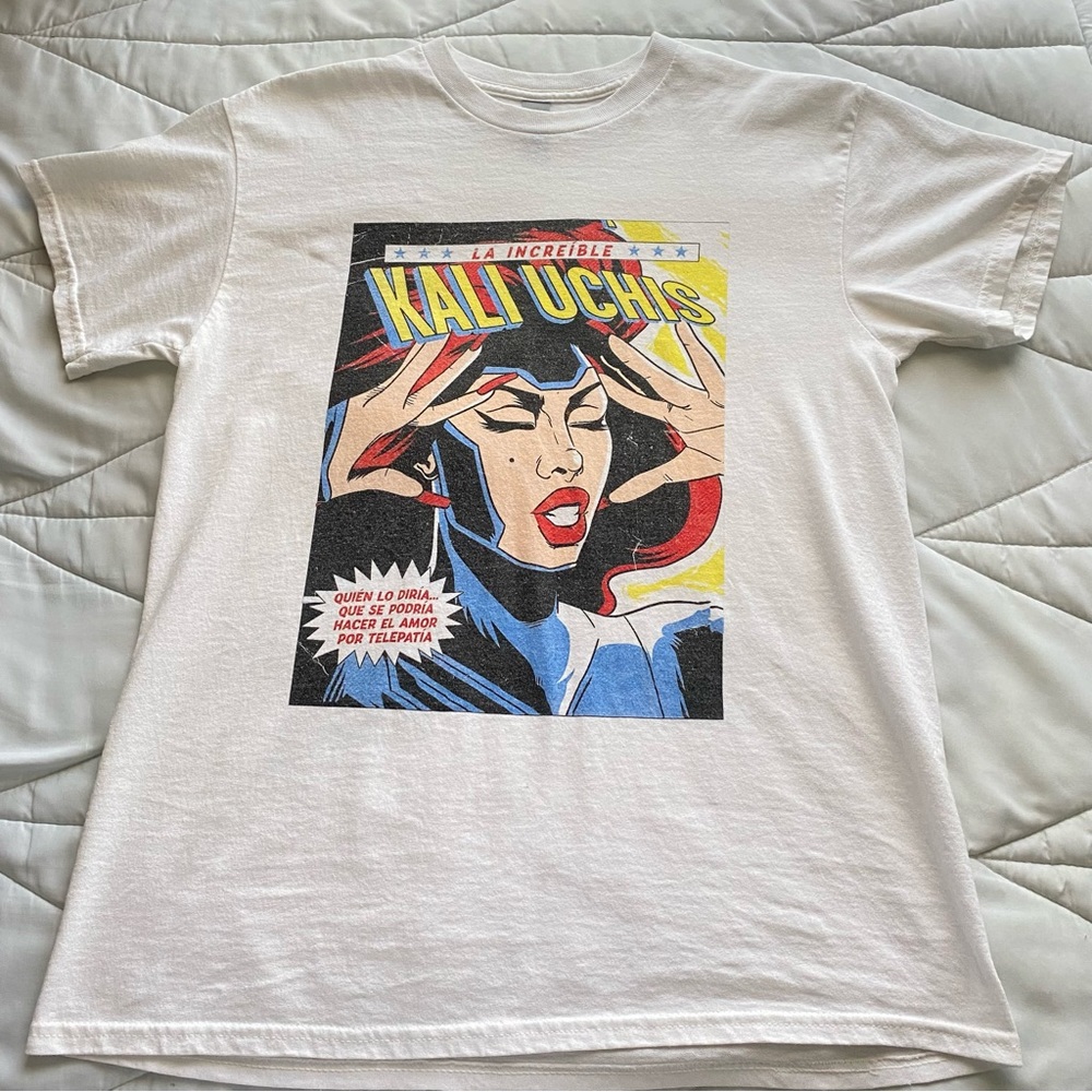 Kali Uchis Graphic Tshirt (M)